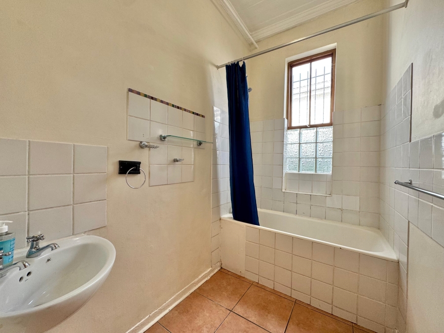 3 Bedroom Property for Sale in Woodstock Western Cape